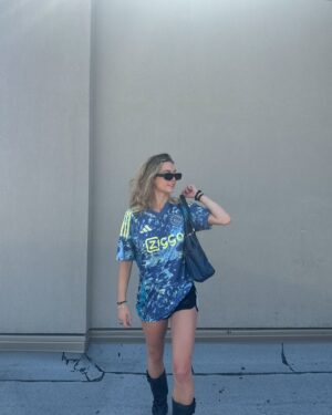 Chloe Lang Instagram - 🔷🌀🌐🚹🏃‍♀️