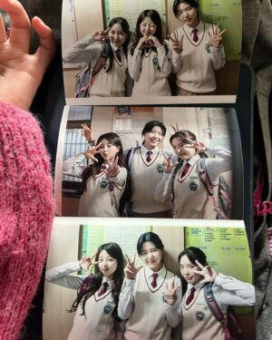 Choi Ji-hye Instagram - 조폭고 3학년 2반 안녕 ! 💗🐥💗
#조폭인내가고등학생이되었습니다 #highschoolreturnofagangster