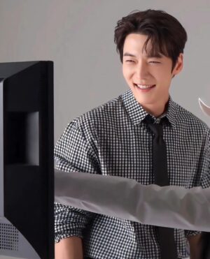 Choi Jin-hyuk Instagram - 싱글즈때.👍😍