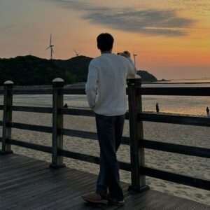 Choi Si-won Instagram - I've never met a sunset I didn’t like.