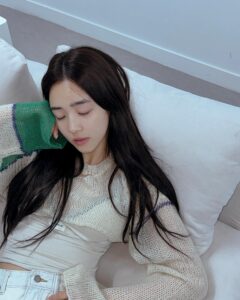 Actress Choi Ye-bin HD Instagram Photos and Wallpapers June 2024