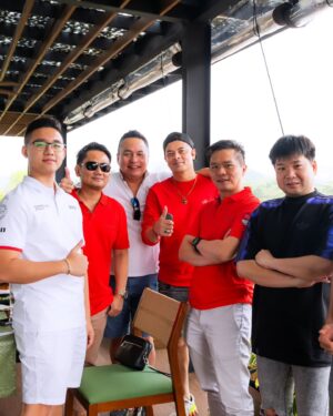 Choky Andriano Instagram - 🇲🇨 Merdeka ✊️ merah putih Jaya selalu indonesia ✊️
#dirgahayuindonesia #17agustus1945 
#fyp #sport #car #hypercar #porsche #club #indonesia
#freeflow #merdekarun