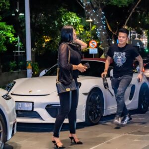 Choky Andriano Instagram - Dinner with love ❤️
#mylove #mywife 
#fyp #porsche #club #indonesia 
#sportscar #hypercar #my #friends