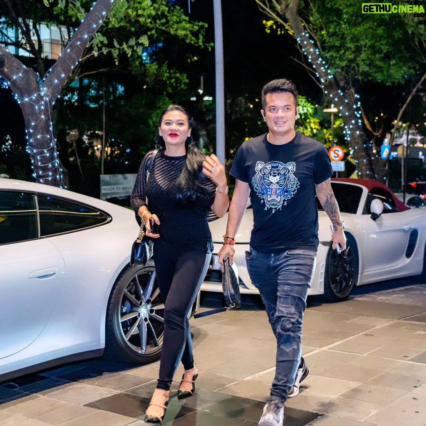 Choky Andriano - 5.2K Likes - Dinner with love ❤️
#mylove #mywife
#fyp #porsche #club #indonesia
#sportscar #hypercar #my #friends