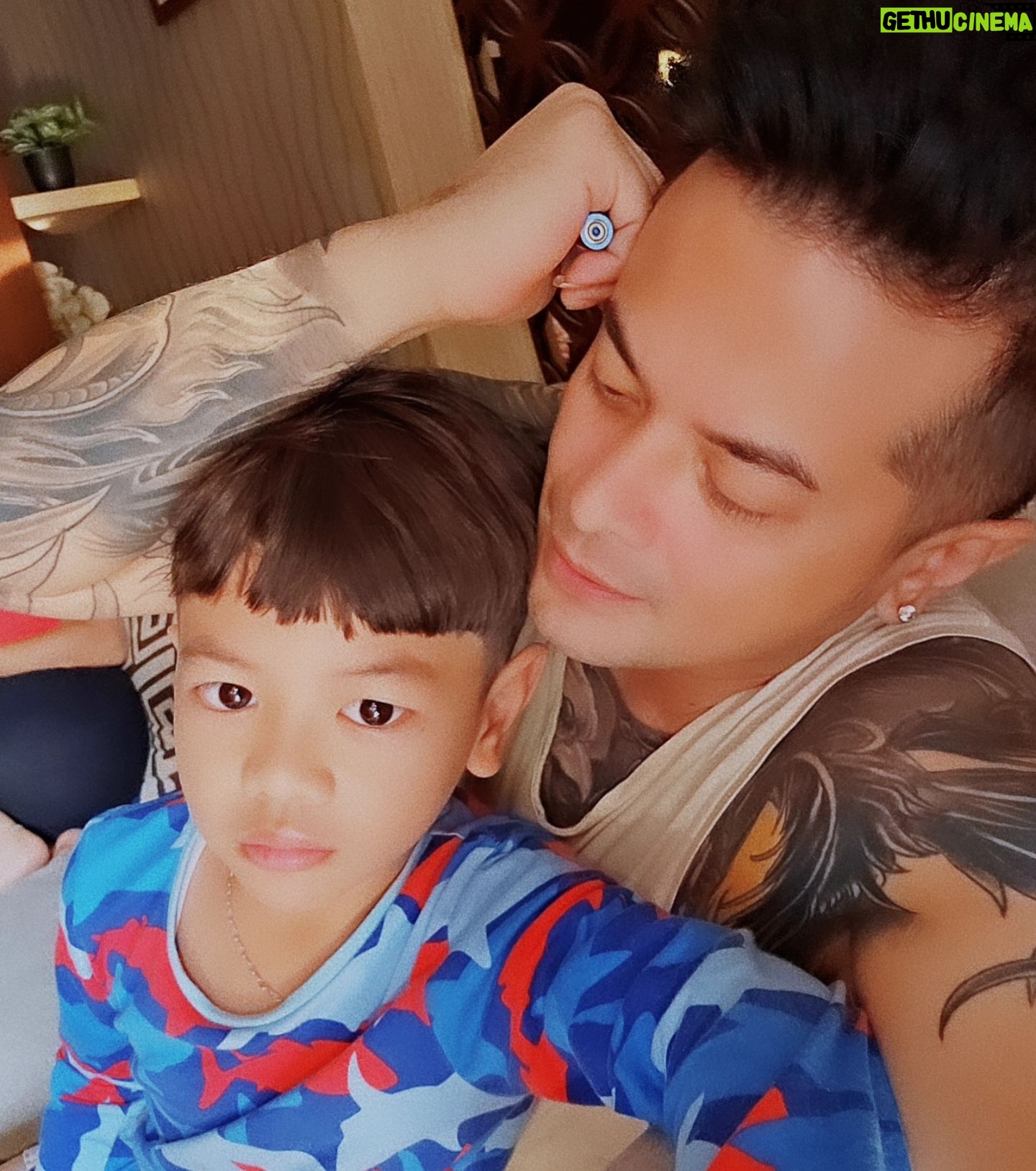 Choky Andriano - 10.3K Likes - Jagoanku 🥰😘
#fyp #myson #buah #hatiku #cintaku
#bismillah #berbakti #pada #orang #tua
#dan #melindungi #kakak #kakaknya 🙏🙏🙏