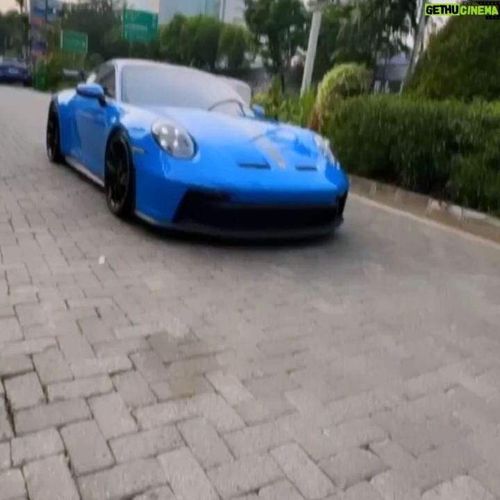 Choky Andriano - 4.2K Likes - 🇲🇨 Merdeka ✊️ merah putih Jaya selalu indonesia ✊️
#dirgahayuindonesia #17agustus1945
#fyp #sport #car #hypercar #porsche #club #indonesia
#freeflow #merdekarun