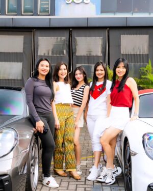 Choky Andriano Instagram - 🇲🇨 Merdeka ✊️ merah putih Jaya selalu indonesia ✊️
#dirgahayuindonesia #17agustus1945 
#fyp #sport #car #hypercar #porsche #club #indonesia
#freeflow #merdekarun