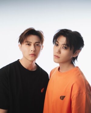 Chris Chiu Instagram - 久等了🍊明天中午12：00準時接生！🪽
現在心情很緊張，有點慢慢可以體會小孩出生的感覺了

@chrischiu1010_official 

12:00 P.STAR官網及CHRISCHIU小紅書同步上線

#mo醬這自拍技術可以