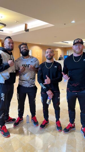 Chris Curtis Instagram - ⚔︎ When you show up to XC and claim you’re 200-0 in street fights, and would’ve knocked out everyone at practice, if you didn’t smoke cigarettes…. ⚔︎
•
@actionman513 @strickland_mma_ @xcmma 🎥 @makenna.nicksick