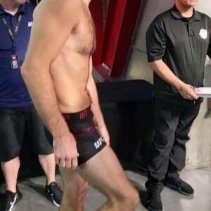 Chris Curtis Instagram - Skinny but ready to go.