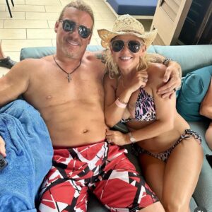 Chris Jericho Instagram - In a year filled with change, one thing that never changes is the unwavering support and love ❤️ for our family from @lockon27!  Happy 24th Anniversary & thanks for all you do!  I Love you!