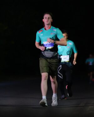 Chris Jonathan Roy Chaafe Instagram - เก็บตก จากงานวิ่ง MCOT Run ที่ จ.น่าน เมื่อวันที่ 19 พฤศจิกายน ที่ผ่านมา พรุ่งนี้เจอกันต่อที่ สงขลาครับผม 🤗🤗 #mcotrun #ltmfm95 #marathon #halfmarathon #run #running