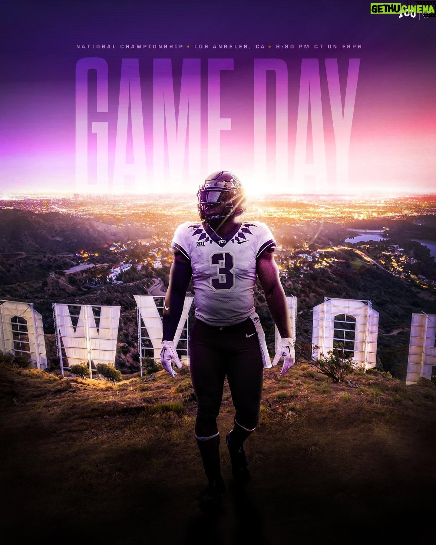 Chris Klein - 0.9K Likes - #gofrogs