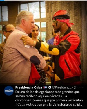 Chris Smalls Instagram - New Film 🎥 🚨🍿Premieres Tomorrow on @bellyofthebeastcuba 🇨🇺 YouTube  Channel 

cuba si bloqueo no viva CUBA! ✊🏽

“One person’s life is worth millions of times more than all the properties of the richest man on earth” -CHE 

#endtheembargo