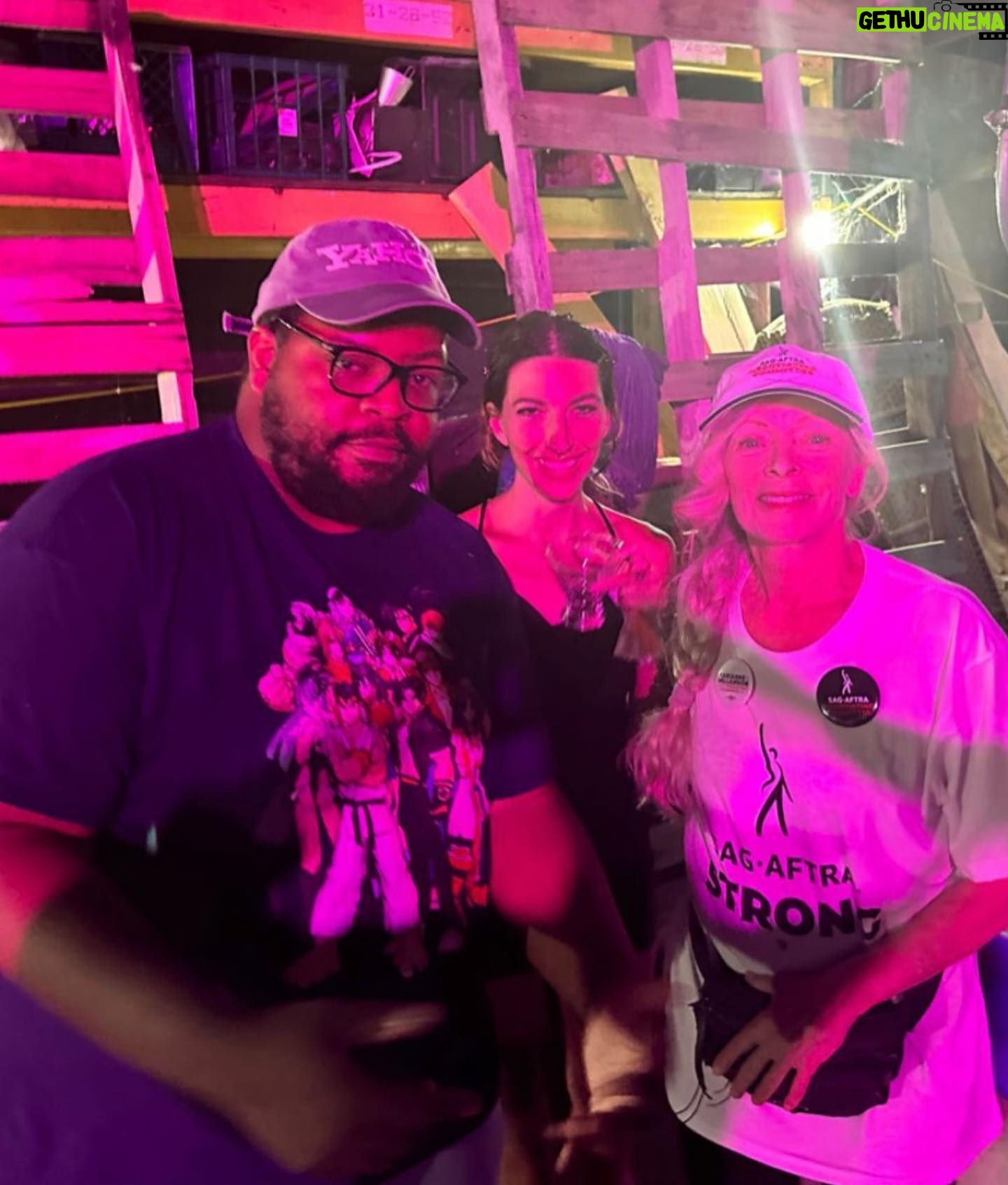 Chris Smalls - 703 Likes - 7/29 Hot Labor Summer Tour LA show at @littlesecret_la 🤍
w special guest @hasandpiker
performers @perfectnegashi @dylan_brosnan @johnmfanderson DJ @cowboylansky
and ty to our hosts @namaste.at.home.dad @soaprunsfast @loveleo @matthewdonovan__ @manifestdestinyschildren
incredibly grateful to our audiences for all the love, support, and solidarity on this tour so far 🕊️🤍🙏 CHI & Detroit up next!
📸 @mollieophelia