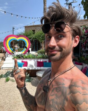 Chris Taylor Instagram - I’ve officially got grey pubes 🥳 🎂 made it to 408 months (34 years 🥲) somehow 🤷‍♀️

A back alley fortune teller told me I wouldn’t make it past 24, so I’m honestly just foaming with joy to still be of this planet at this stage 🤌

Wanna take serious a moment to thank everyone that’s made this year so f**king unreal thus far & you sexy kumquats for the support! Only half way through & somehow I’ve done Love Island Allstars, Celebs Go Dating, Co-hosted The Morning After Pod & panellised the bejesus out of Aftersun & I’ve absolutely not managed any of it by myself. So to every person that helped, supported, advised, took a risk or even gave me stick online, here’s to you all, I’d be in the foetal position with the curtains drawn probs crying if it weren’t for you 🍻

I’ve been spread like a pathetic slither of Philadelphia on a seeded bagel for 4 months now (hence why these photos have absolutely nothing to do with my birthday) so bare with, the videos will return with avengeance, or at least an average to mild amount of avengeance 🫶

Love you 3000 🙏🏼❤️