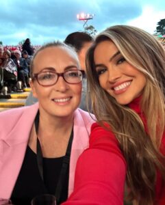 Actress Chrishell Stause HD Instagram Photos and Wallpapers January 2024