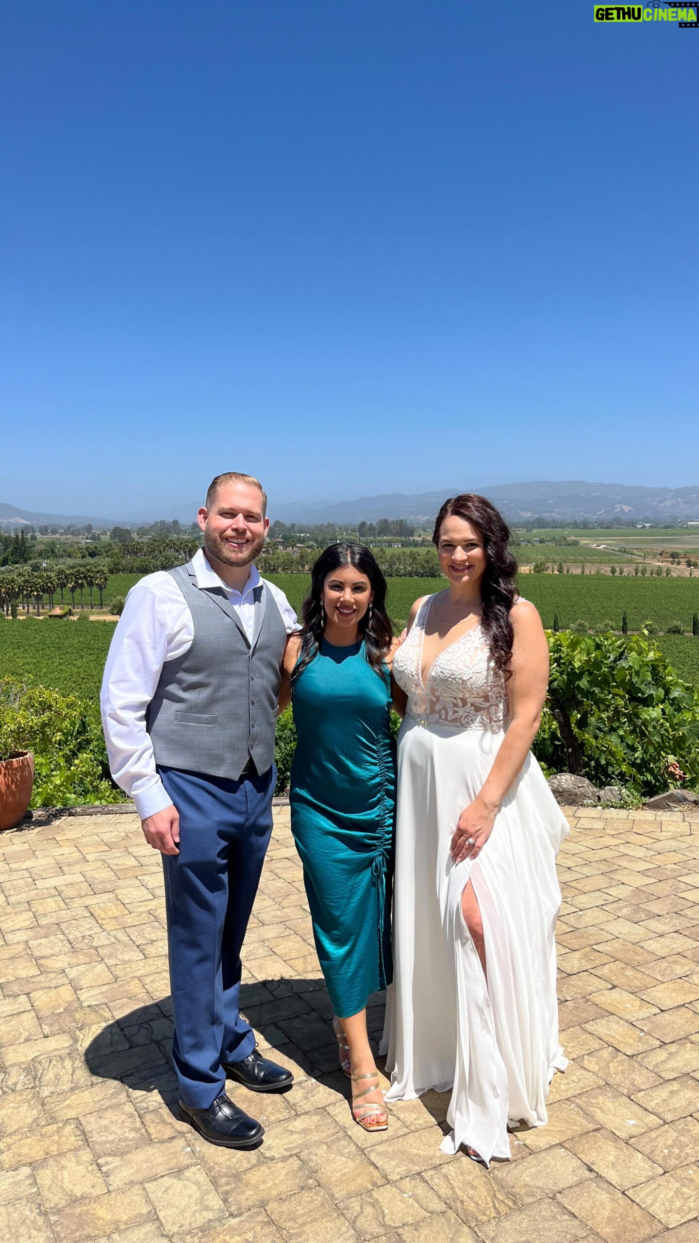Chrissie Fit - 3 Likes - Full House and full hearts š¤ My beautiful cousin got married and everywhere you looked there was love! I love my big, crazy Cuban family!
