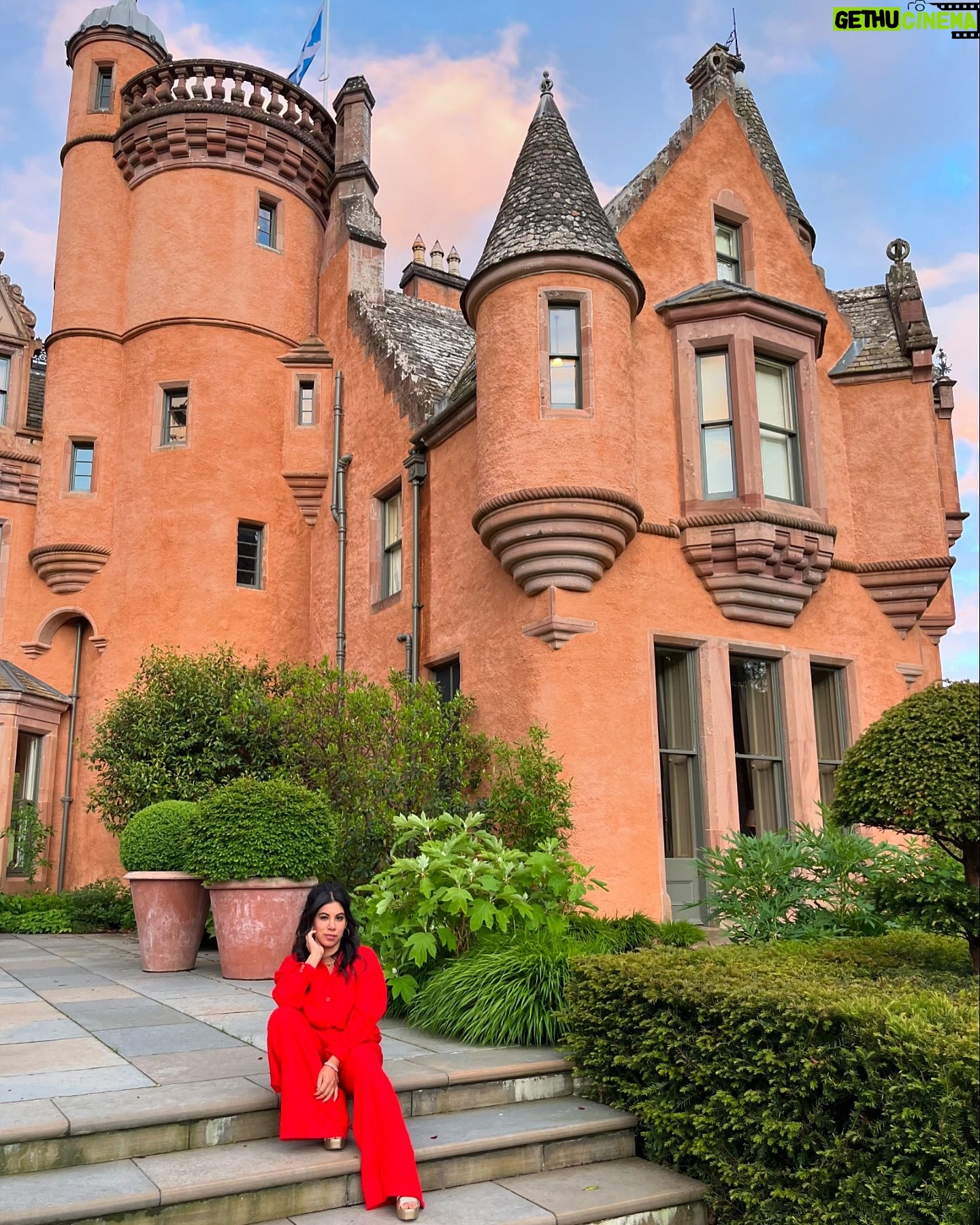 Chrissie Fit - 3 Likes - I apparently went on a Castle Crawl in Scotland 🏰🏴 Even got to be one of the first peeps to tour Balmoral! I still can’t believe it! You also might recognize the last castle if you’re into treacherous games 😈 @peacock
#Scotland #castlesofscotland #castles #castlecrawl (this is surely not a thing) #balmoral #balmoralcastle #queenelizabeth #scottishhighlands #thetraitorsus #peacockpartner
