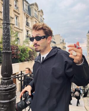 Christian Monassa Instagram - Si vous ne parlez pas français, n'essayez même pas de comprendre ce que j'ai dit dans la deuxième vidéo.🎬