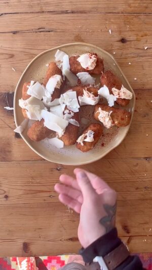 Christian Petroni Instagram - croqueta de pollo 🇪🇸 🇪🇸🇪🇸

*young manchego, smoked pimenton