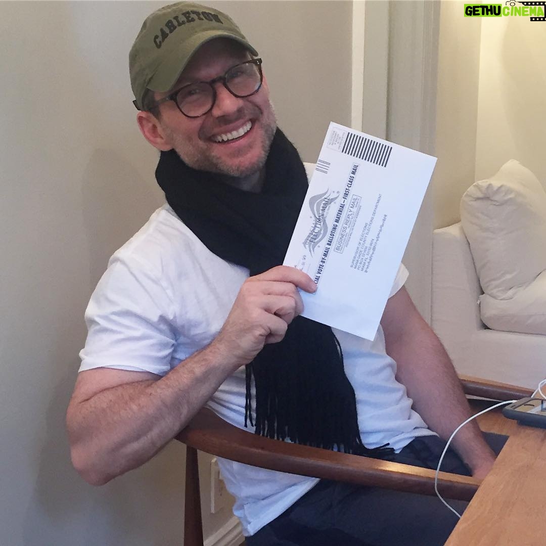 Christian Slater - 7.5K Likes - Proud to be an American and exercise my civic duty and right to vote!! Get out there and register if you haven't already! #vote #election2016