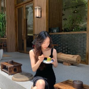 Actress Christine Lo HD Photos and Wallpapers June 2024