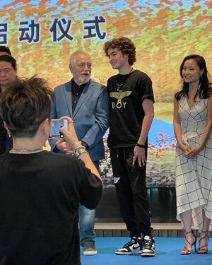 Christopher Convery Instagram - Let’s go! @shanghaiinternationalff 
@coxusa @hakkacoconut @nicole_ansari  #christopherconvery #prisonersdaughter 
@katebeckinsale @mark_bacci @catherinehardwicke 
@sam_okun