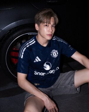 Chutavuth Pattarakampol Instagram - เสื้อเยือนฤดูกาลนี้ ดีเทลดีมาก😍 ไปจัดกันได้ที่ @ari_football 
#AriFootball #FootballForAll