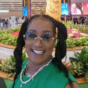 Cirie Fields Instagram - Well Vegas we came, we saw, and we got conquered 🤣🤣🤣🤣 Thank you for  all the kind birthday wishes🥰 Next year, God willing will be a double nickel year for me🤯with hopes of being another year stronger and wiser!🫶🏾