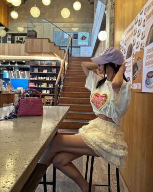 Clara Lee Instagram - 💕 @sma_shoes_official