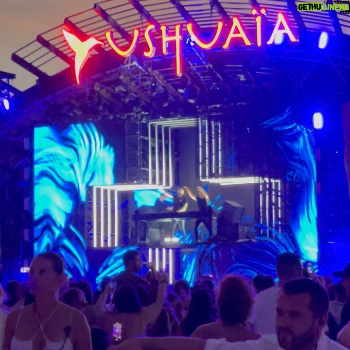Clarysse Pereira - 31.2K Likes - Ibiza was magic 🍒🔥