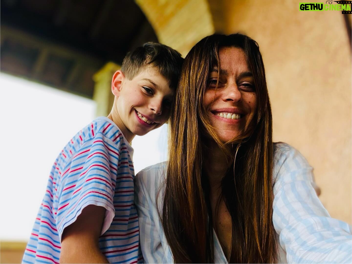 Claudia Pandolfi - 15.8K Likes - Il mio fiore mi dona un fiore.