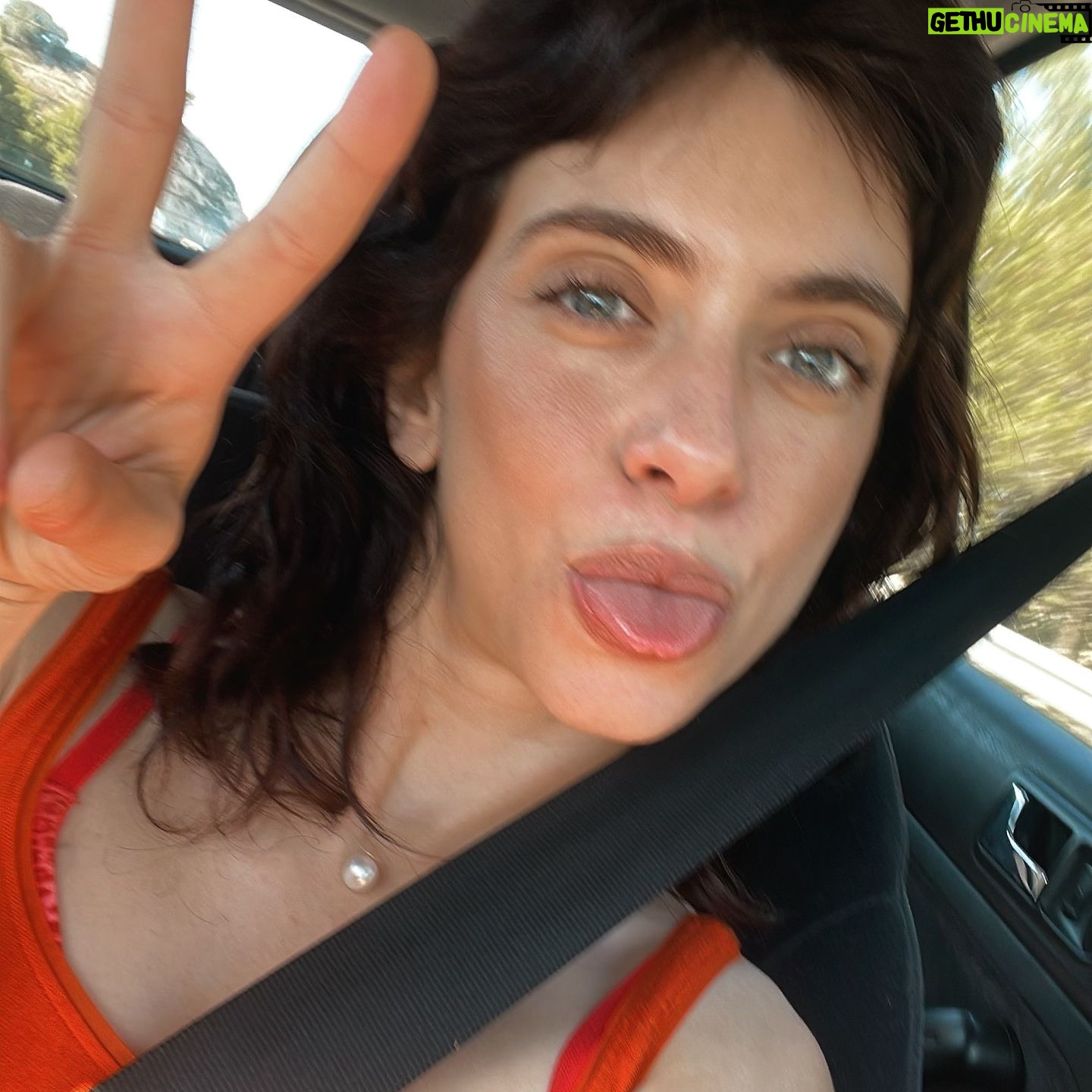 Claudia Riera - 2.6K Likes - š»š