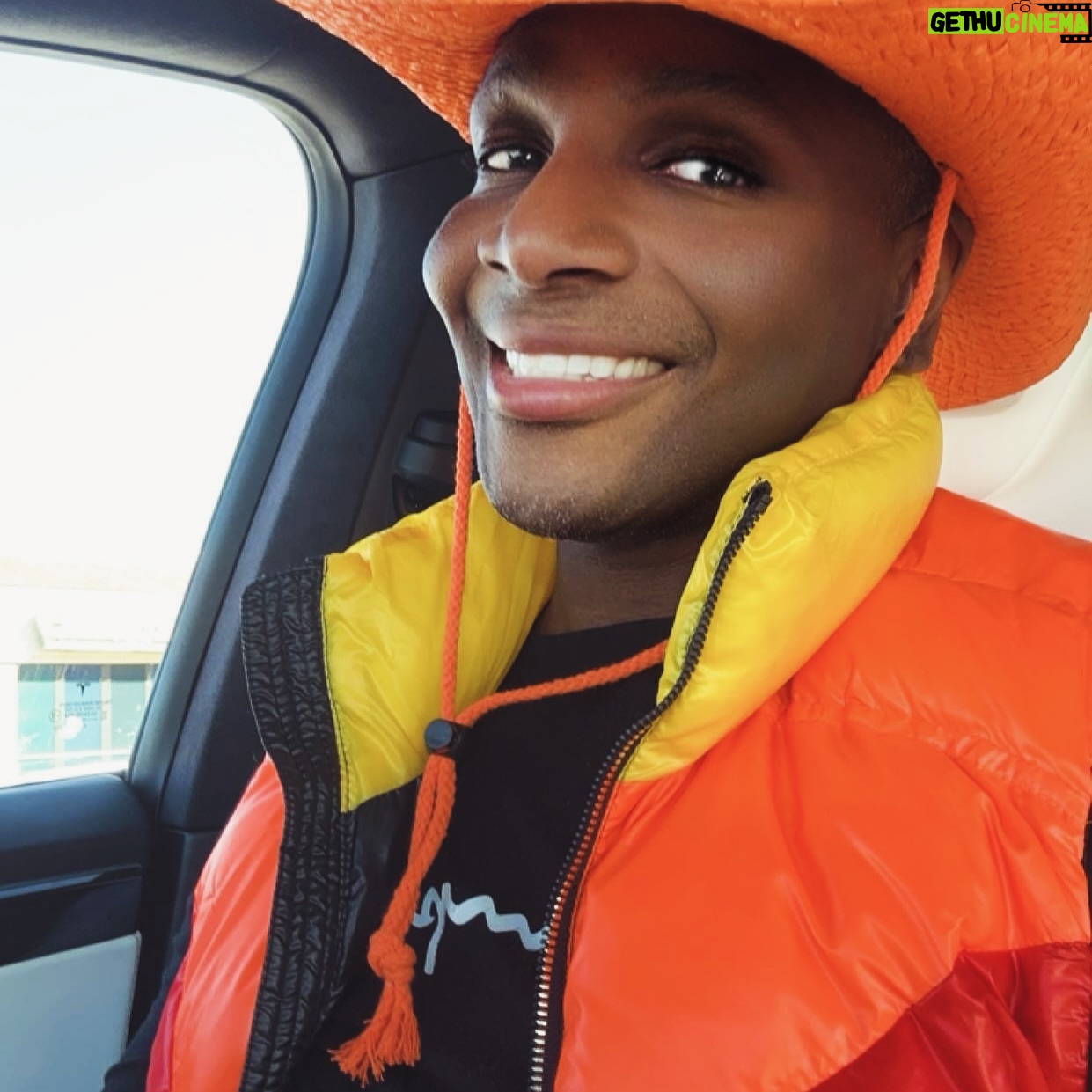 Coco Montrese - 309 Likes -