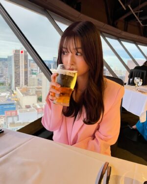 Cocoro Ebino Instagram - 🍺🍺🍺　
どこに行っても🍺！！！！

もうずっと最近は西野カナさん聴きまくってるんですけど兄も聴きまくってるみたいで兄妹だな〜と実感した今日この頃です...😂💓