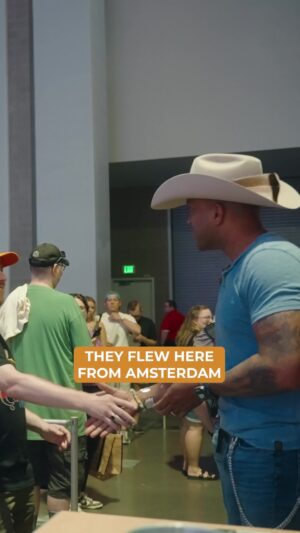 Coffey Anderson Instagram - AMSTERDAM!?⁠
⁠
I understand that people all over the world listen to my music.. but when I meet them in person it's still so crazy to me. They flew from Amsterdam to Nashville to catch me at CMA Fest. I'M HONORED. Thank y'all so much.⁠
⁠
#CountryMusic #CmaFest #Travel #CoffeyAnderson