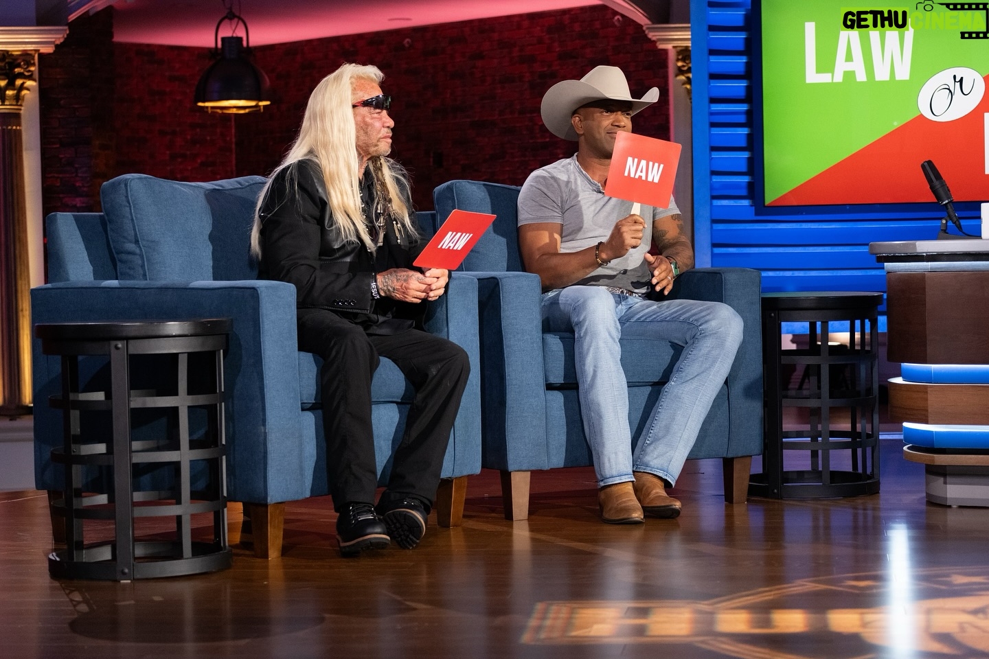 Coffey Anderson - 1.6K Likes - Thank you @huckabeeontbn for having me on the show. I also made a new friend in @duanedogchapman. 🐶 tune in on Saturday to watch the show! I performed two songs and “4th of July Song” came out today! Get it today, watch the video on youtube right now 🇺🇸.
Thank you to each and every fan, supporter, and buyer of my live show. We’re up and winning right now. Let’s keep it going.
#country #music #coffeyanderson #huckabee #tennessee #nashville