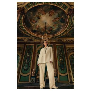Cole Sprouse Instagram - @kayascods for @gqportugal 

Styling: @carolroquuete_stylist 
Hair: @edgarvenanciohairstylist 
Make-up: @elodiefiuza 
Digital operator and photo assistant: @goncaloofabiao 
Production: @artbymp 

Special thanks: @parquesdesintra Palácio de Queluz