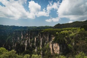 Copter Panuwat Kerdthongtavee Instagram - Once in a lifetime 

Zhangjiajie National Forest Park
