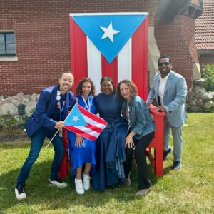 Cori Bush Instagram - Had a great time in Chicago’s Humboldt Park yesterday’s meeting with elected & community leaders from across the Puerto Rican diaspora.

I’ll always stand up for Puerto Rican’s right to self-determination and the people’s right to shape their own future. 

Viva Puerto Rico! 🇵🇷❤️