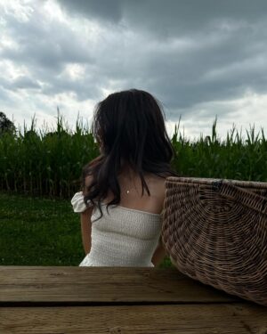 Corina Bradley Instagram - 🌾