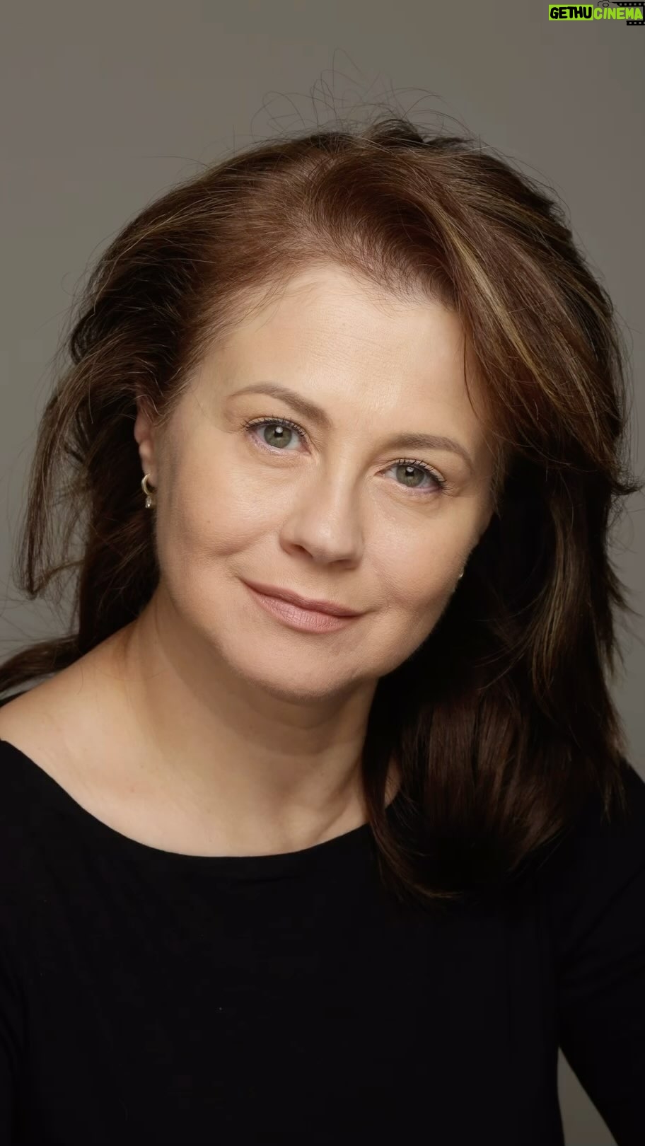 Corina Dănilă - 1K Likes - O bucurie sa ne reintalnim!❤️🍀🥳💫
#actress #corinadanila #headshots #micafotografa