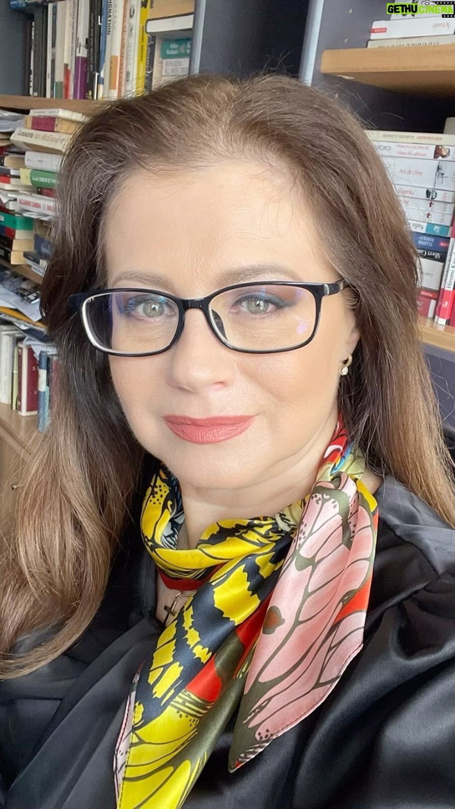 Corina Dănilă - 529 Likes - CE FACEM ÎN WEEKEND❓
vineri, de la 19:00 la TVR Cultural și online aici:
https://youtu.be/HknIaF6nehw
…avem câteva recomandări de lectură, prezentate de Dan Croitoru, director editorial București - Editura Polirom @editura_polirom 🤗
#cefaceminweekend #readabook #editurapolirom
