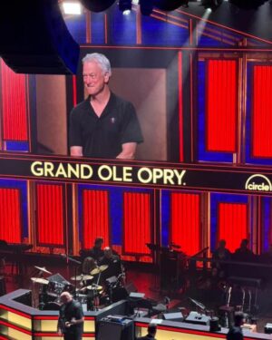 Craig Morgan Instagram - Congratulations to my friend Gary Sinise and the LT. Dan Band on their debut appearance on the Grand Ole Opry celebrating 30 years of Forrest Gump.