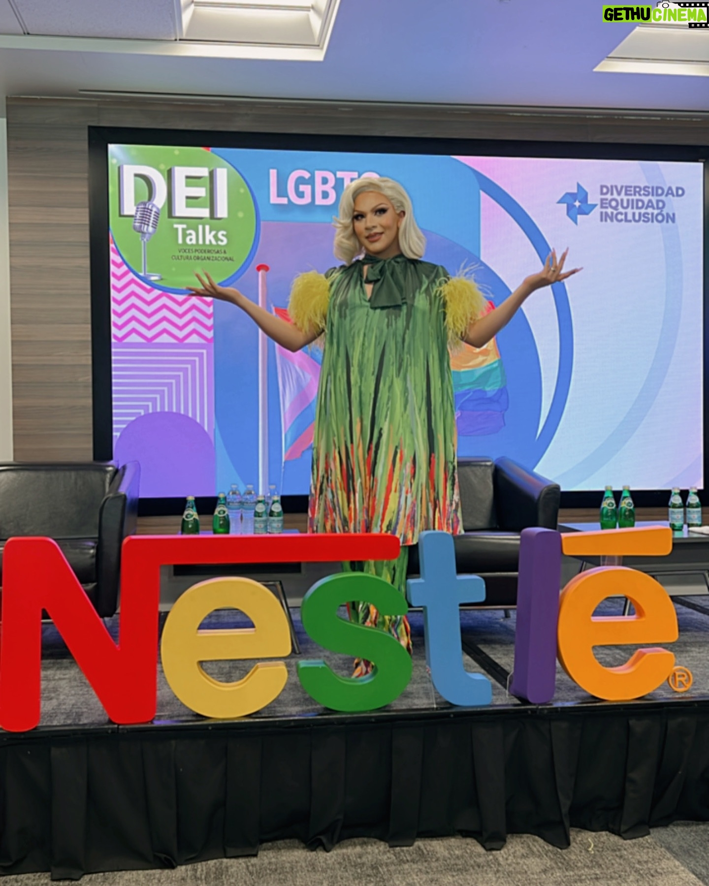 Cristian Peralta - 4.3K Likes - Gracias @nestlemx @nestle por este maravillosa invitación y vivir la inclusión en la empresa y no solo el mes de el Pride🌈. Que viva la diversidad!❤️🧡💛💚💙💜. @cristianperaltatranformista #dragracemexico #cristianperaltatransformista #nestle