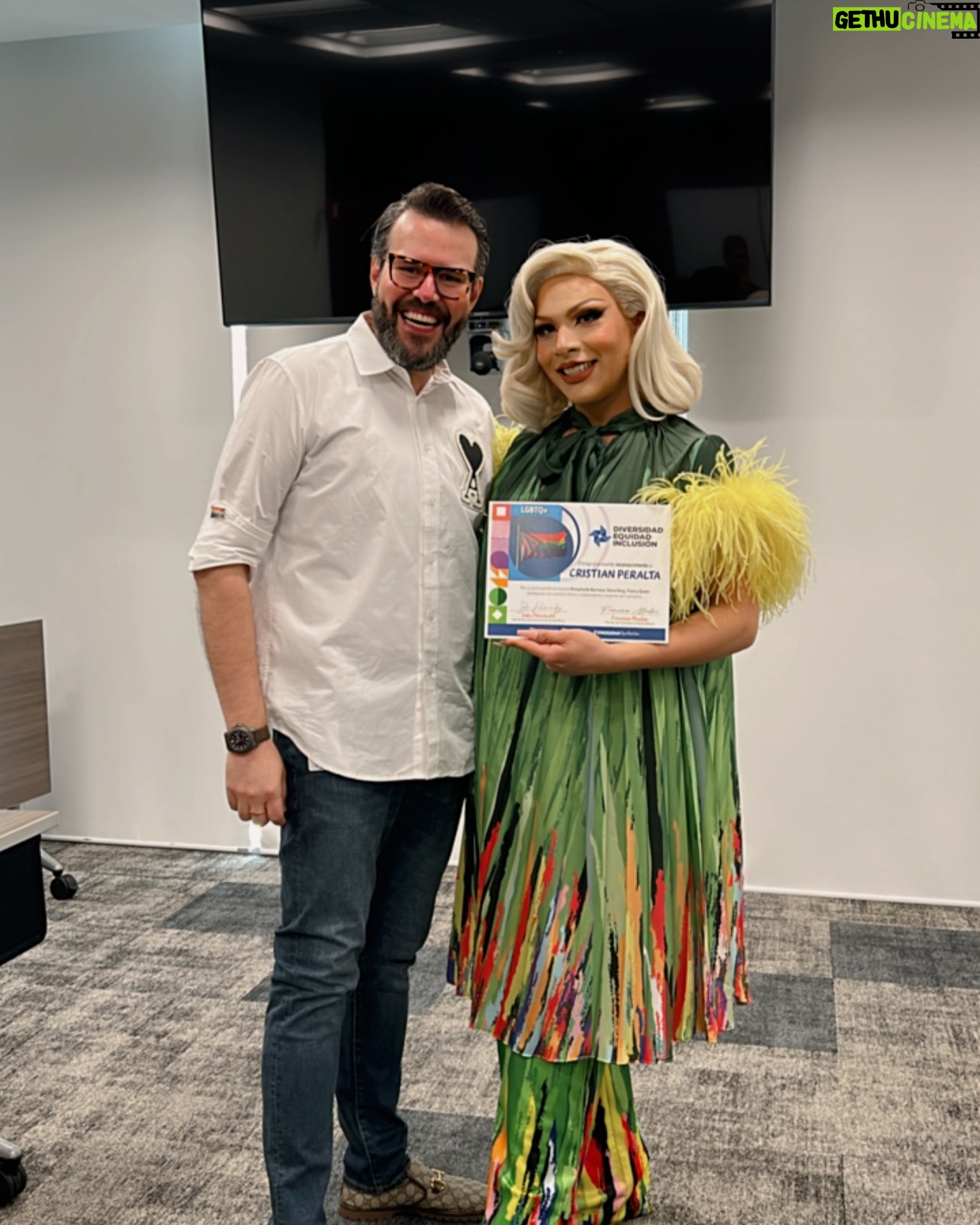 Cristian Peralta - 4.3K Likes - Gracias @nestlemx @nestle por este maravillosa invitación y vivir la inclusión en la empresa y no solo el mes de el Pride🌈. Que viva la diversidad!❤️🧡💛💚💙💜. @cristianperaltatranformista #dragracemexico #cristianperaltatransformista #nestle