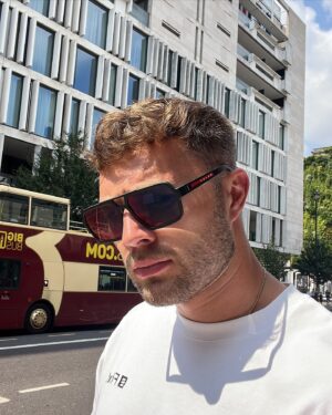 Curtis Pritchard Instagram - Fresh trim 😎