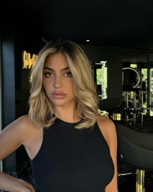 Cynthia Makhoul Instagram - La la la, la la la la 💇🏼‍♀️ @chez_lea_