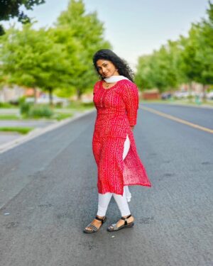 Cynthia Vinolin Instagram - ❣️✨🌻

#cynthiavinolin #toronto #canada🇨🇦 #chennai #dance #love #peace #happiness
